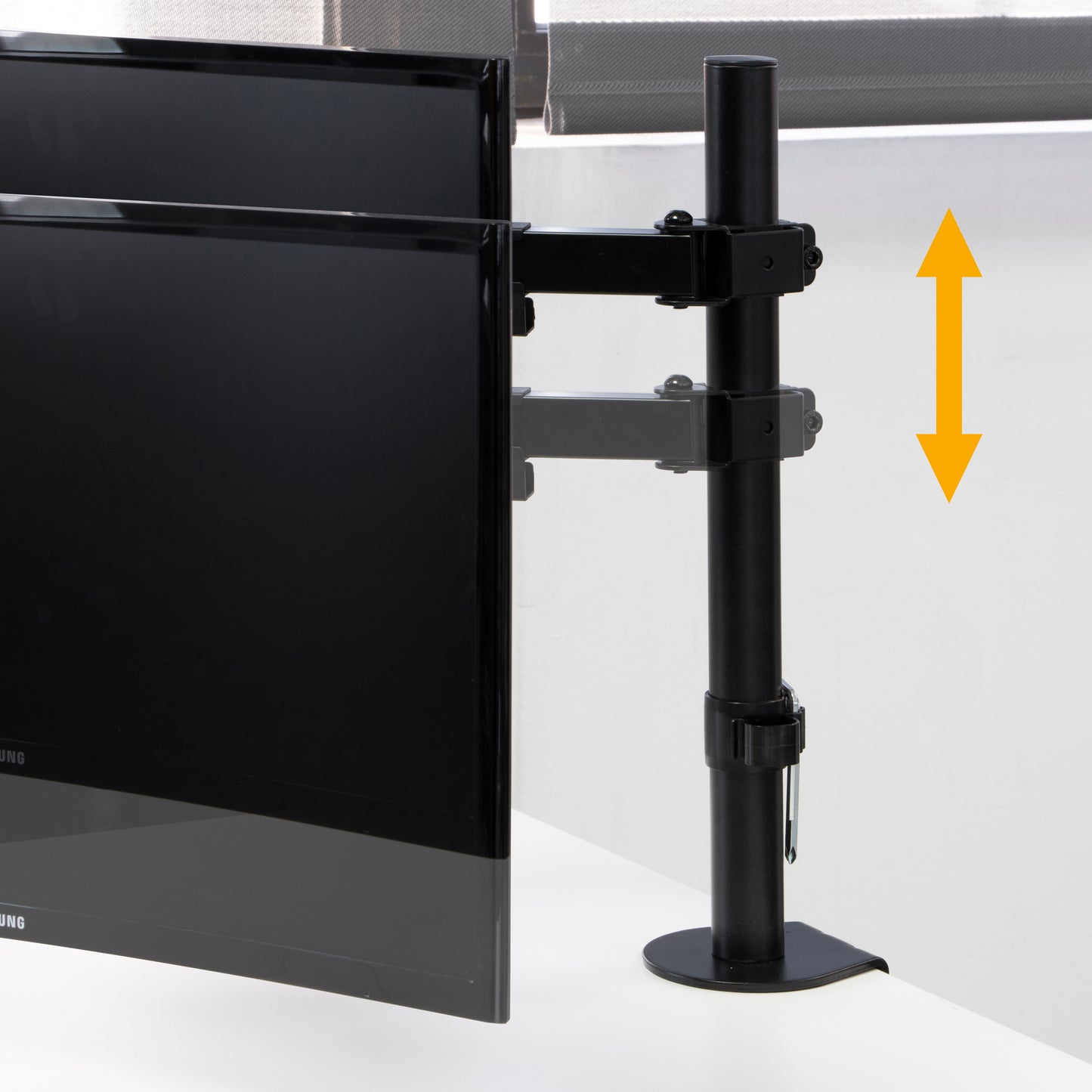 Emuca Supporto per monitor da tavolo inclinabile e girevole a 360°, singolo, acciaio, Verniciato nero