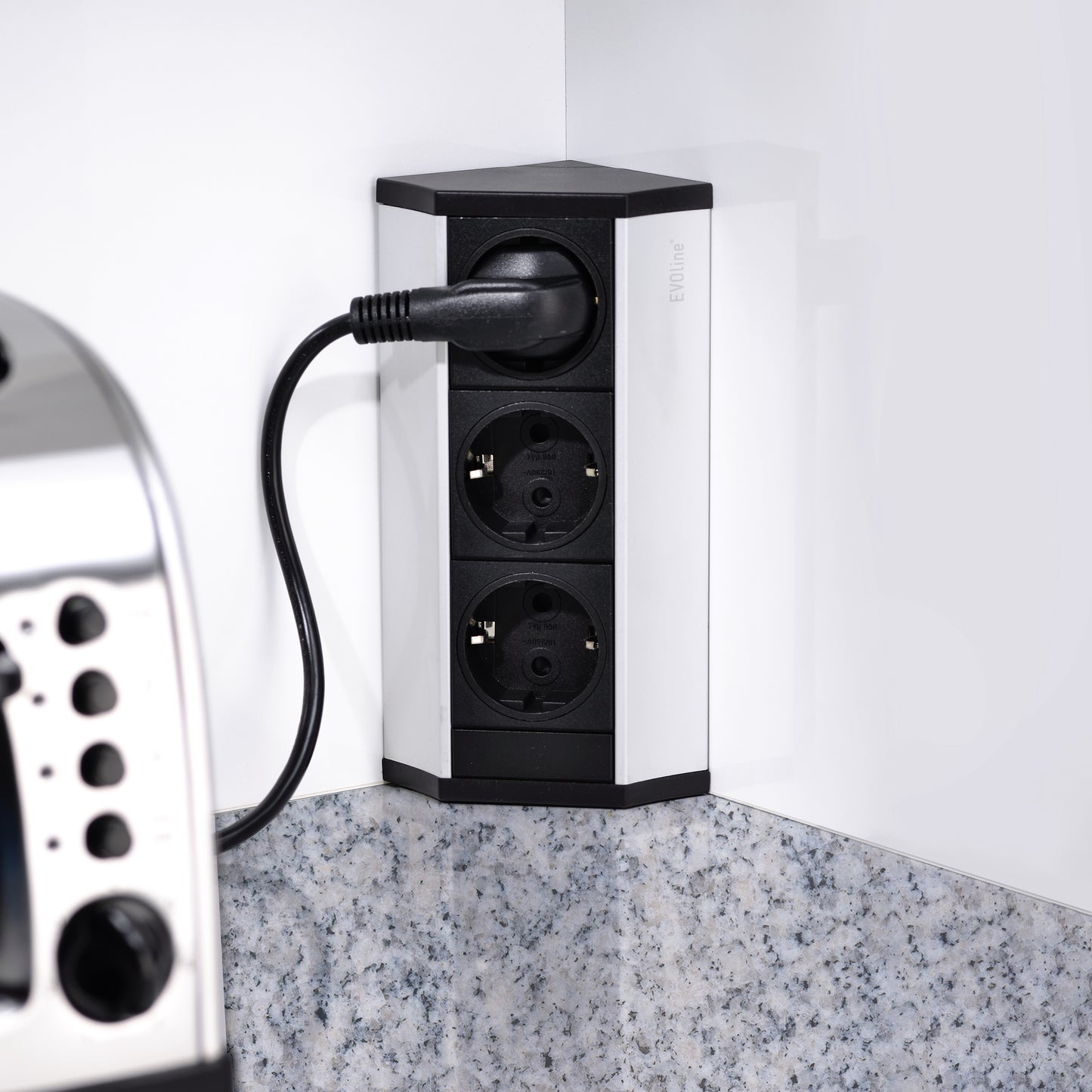 Emuca Multiconnettore da superficie Dock V , 3 prese Schuko, Tecnoplastica e Alluminio, Anodizzato opaco