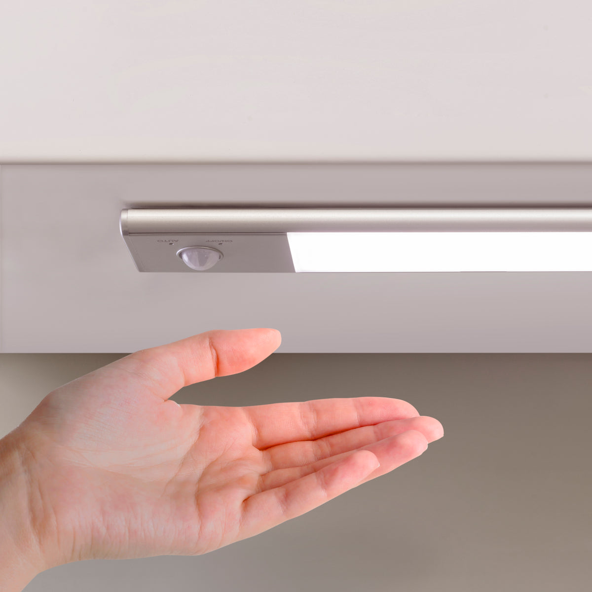 Applique LED Kaus ricaricabile via USB con sensore di movimento