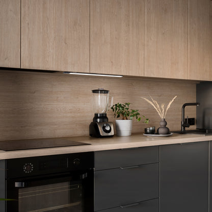 Emuca Lampada LED ricaricabile con USB Kaus Black con sensore di prossimità, L600mm, Tecnoplastica e Alluminio, Verniciato nero