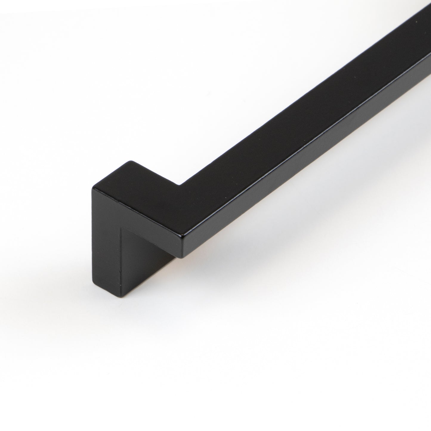Emuca Lotto di 5 maniglie per mobili Ribarroja, L144mm, interasse 128mm, Zama, Verniciato nero