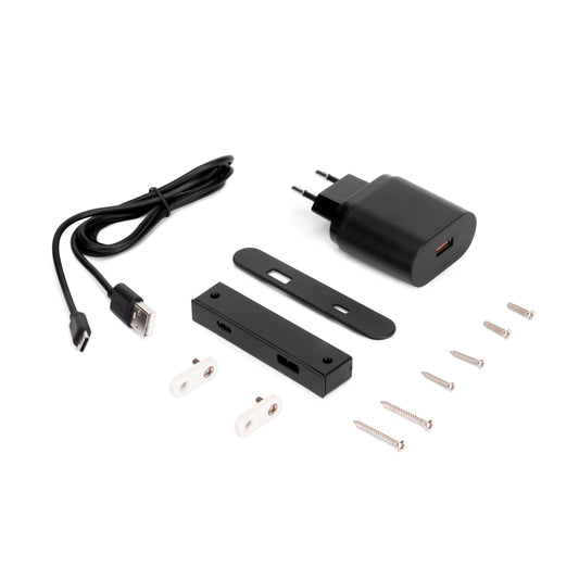 Emuca Connettore USB A e C per la ricarica di Lynx, 81x12 mm, per montaggio a incasso o in superficie, Tecnoplastica, Nero