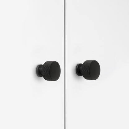 Emuca Lotto di 10 pomoli per mobili Argos, diametro 30mm, Alluminio, Verniciato nero