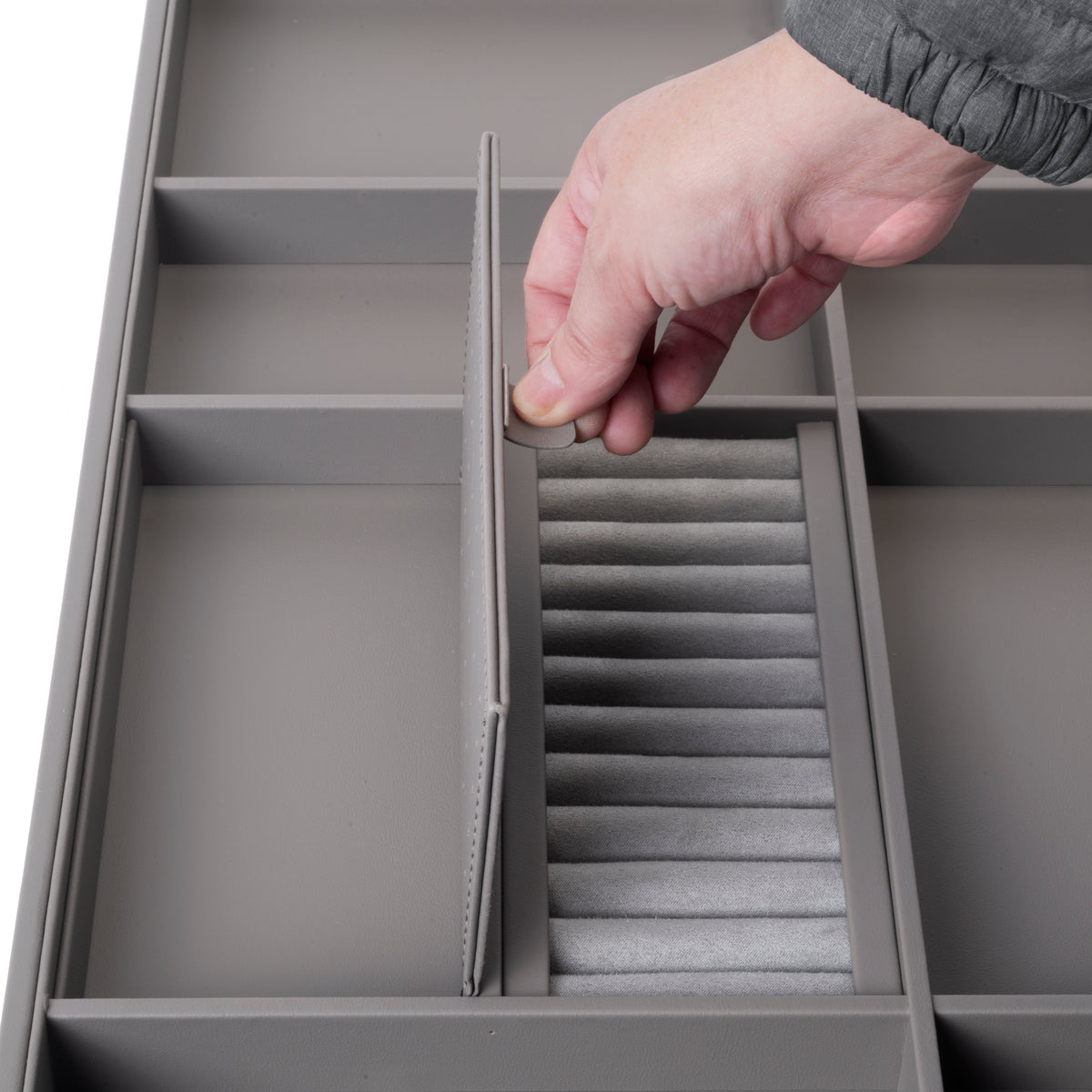 Kit cassetto organizzatore e telaio regolabile Quartz per armadi, chiusura ammortizzata e estrazione totale